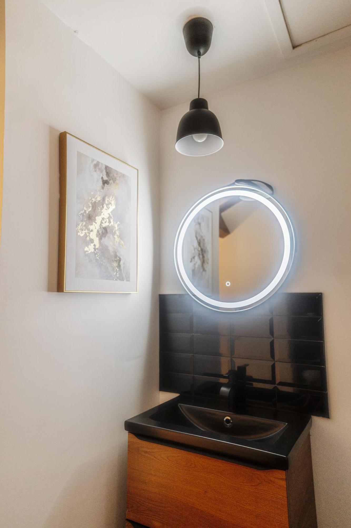 Appart Hotel Le 8 La Suite - Parking Gratuit - Mâcon Eksteriør bilde