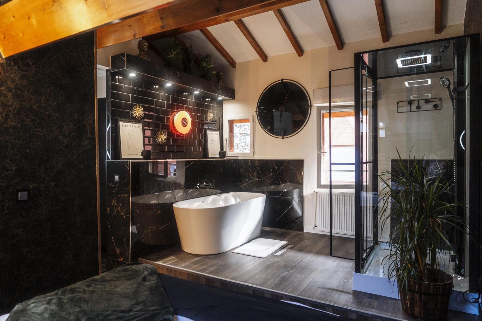 Appart Hotel Le 8 La Suite - Parking Gratuit - Mâcon Eksteriør bilde